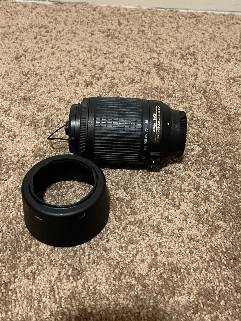 Nikon Black DX 55-200mm VR Telephoto Zoom Lens with Hood